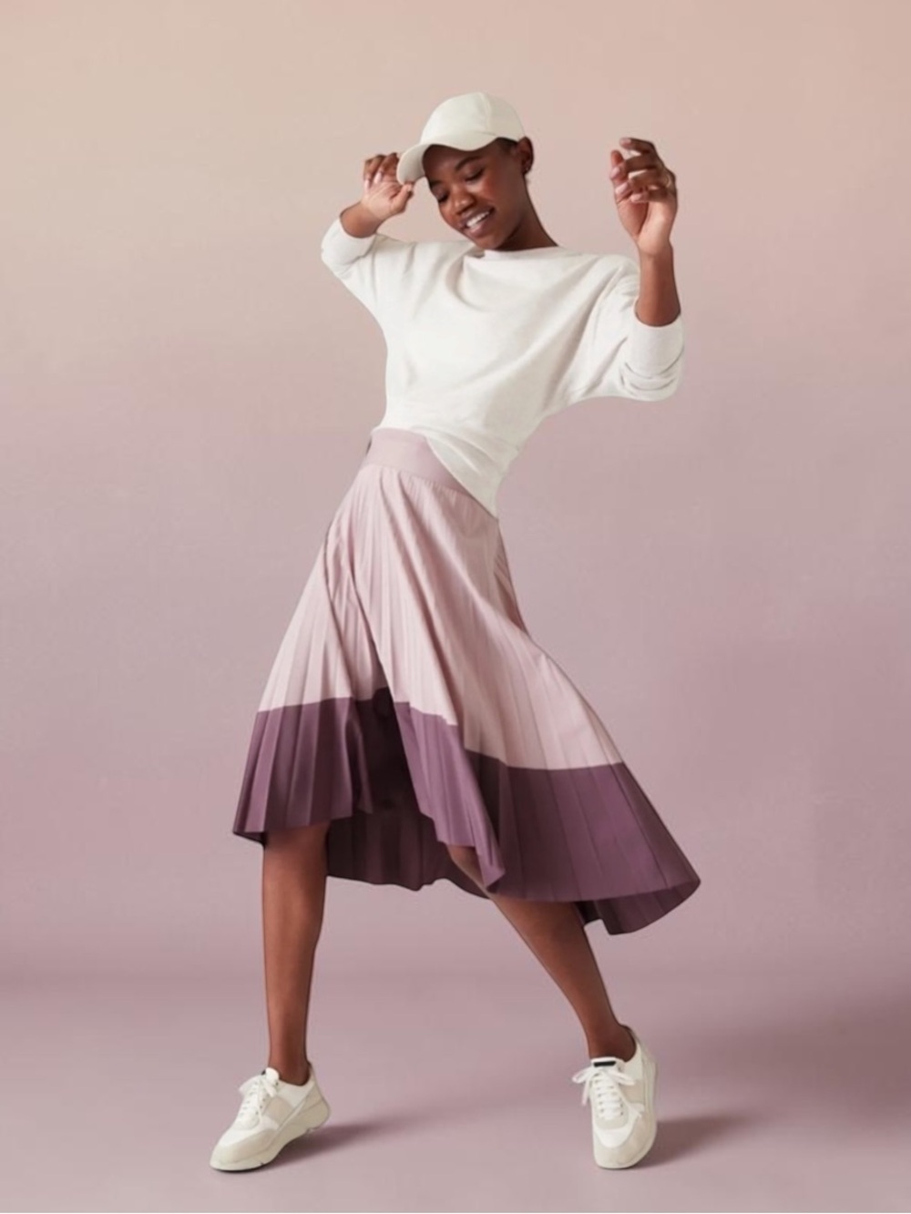 ATHLETA NEW Swing Forward Pleated Skirt Size Large I Smoked Mauve